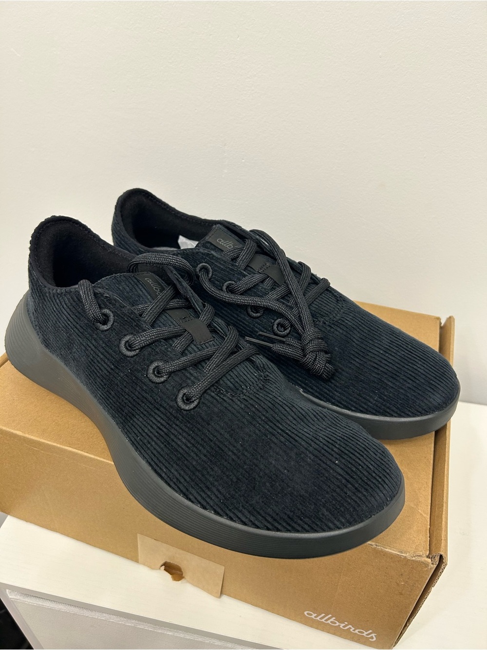 allbirds Men's Black corduroy Lace-Up Sneakers New with box